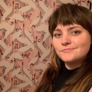 Meet your Posher, Avery